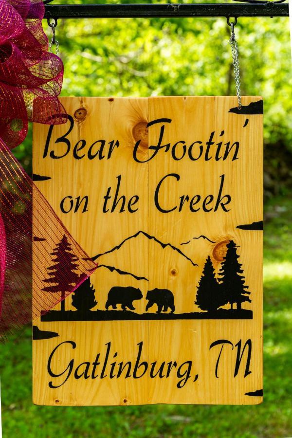 Bear Footin' On The Creek Villa แกตลิงเบิร์ก ภายนอก รูปภาพ